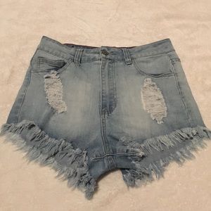 High-Waisted Cut-off Shorts